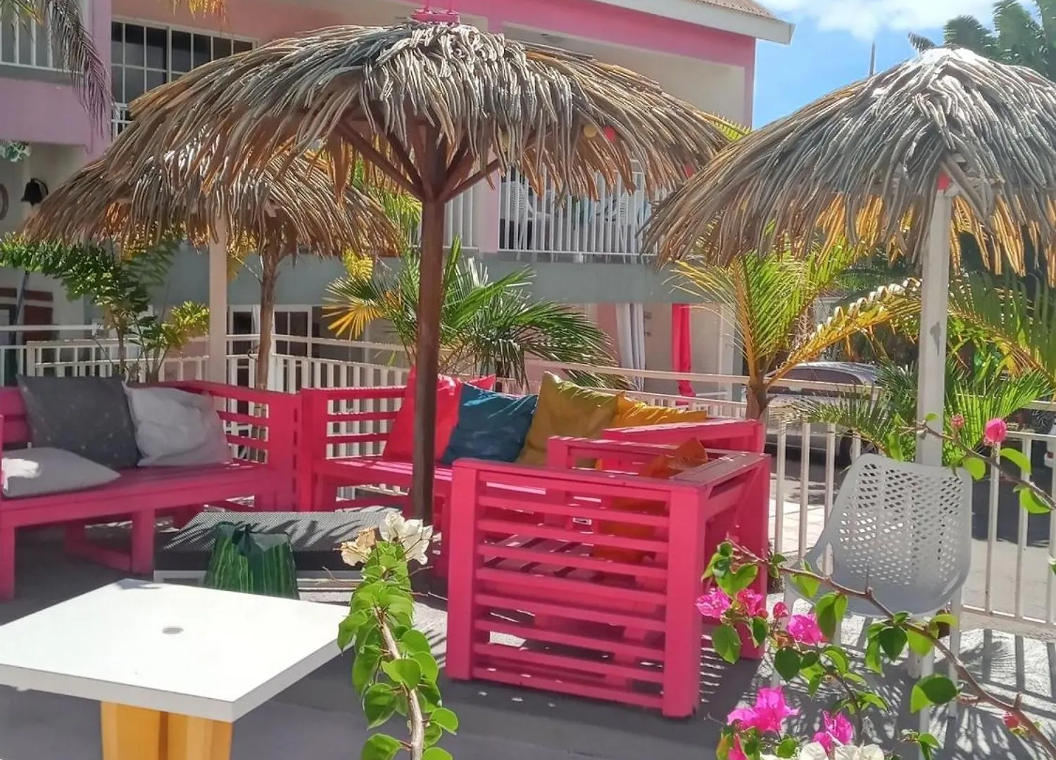 Charmant Sainte Anne: Apartment with Shared Pool 0*, Sainte-Anne Martinique