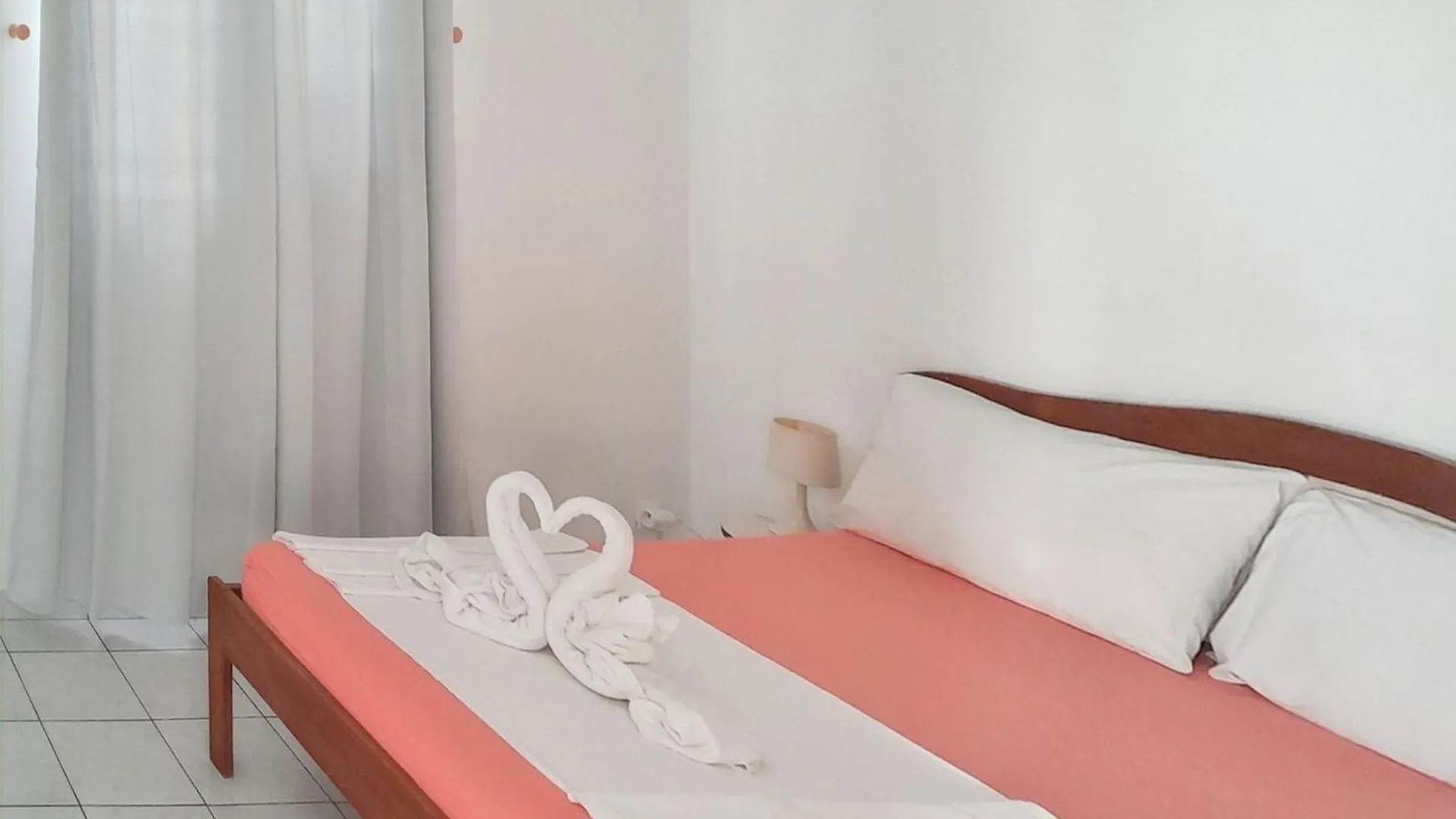Charmant Sainte Anne: Apartment with Shared Pool 0*, Sainte-Anne
