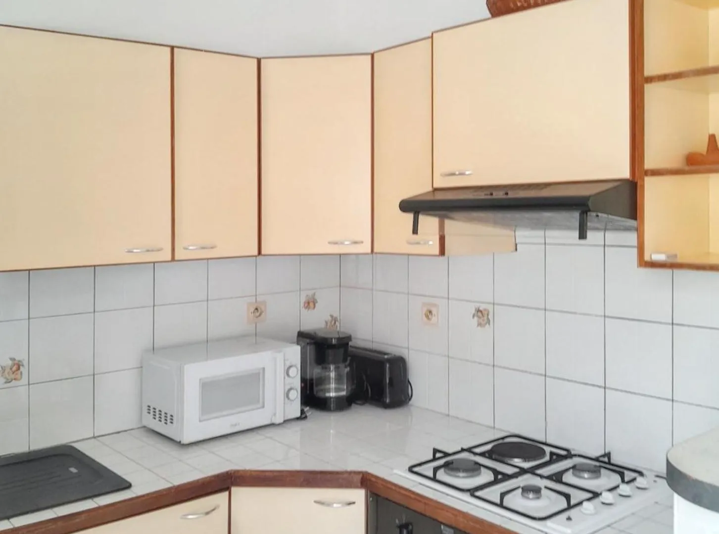 Charmant Sainte Anne: Apartment with Shared Pool 0*, Sainte-Anne